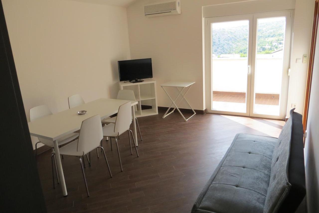 Mungos Apartment Чезарица Экстерьер фото