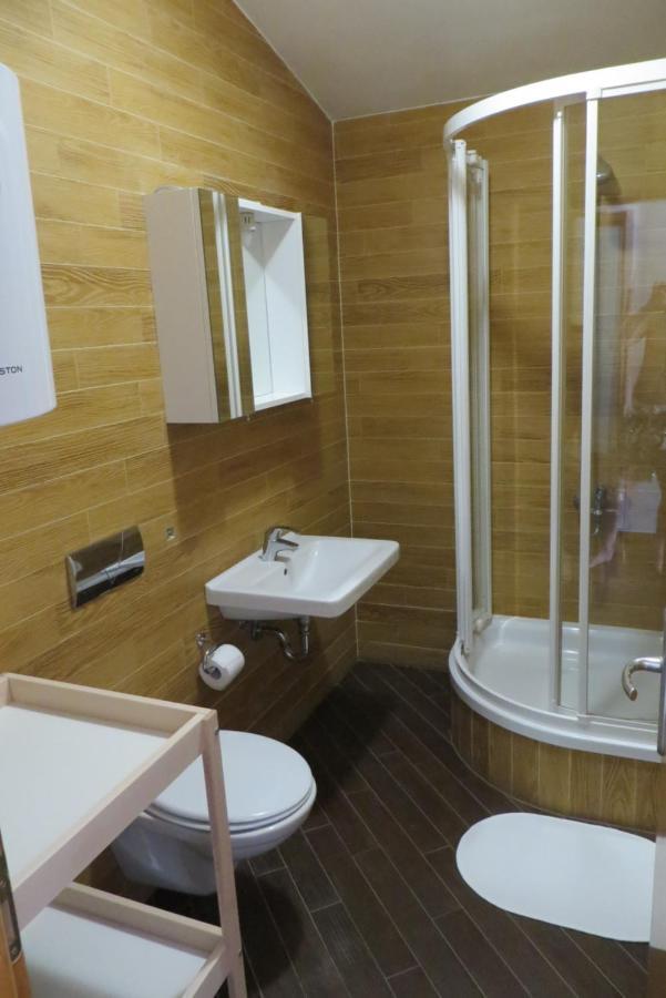 Mungos Apartment Чезарица Экстерьер фото